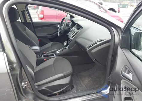 2014 Ford Focus Se z USA, uszkodzony, nr VIN 1FADP3F27EL460730